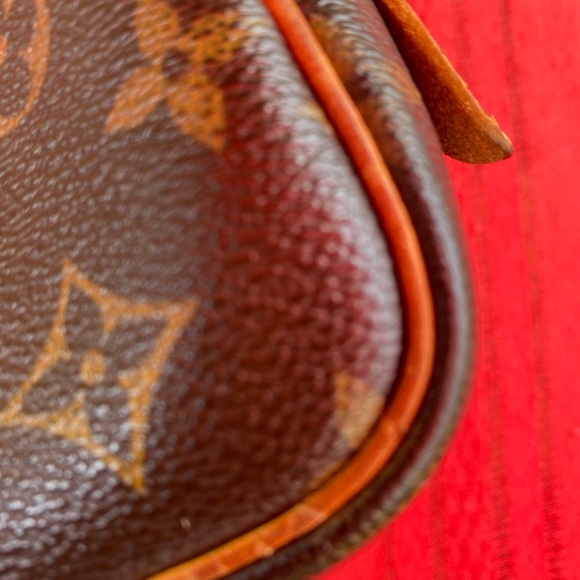 Louis Vuitton Monogram Pochette Marley Bandouliere - Picture 9 of 16